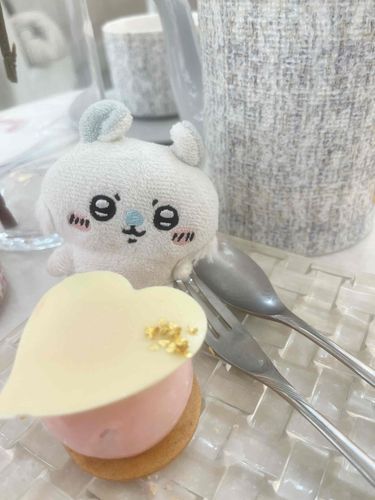 かっわいいスイーツくわせろ！