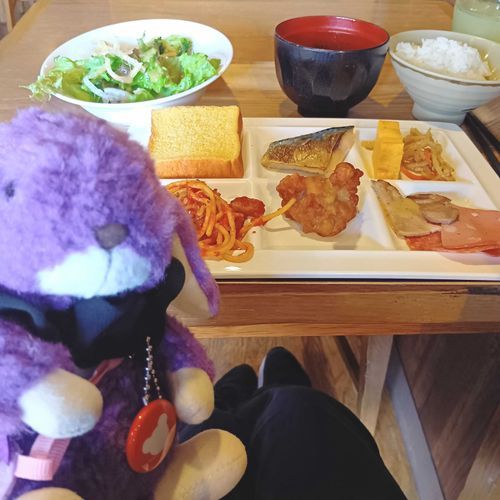 きょうのあさごはんだよ
とうきょうあつくてばてちゃう