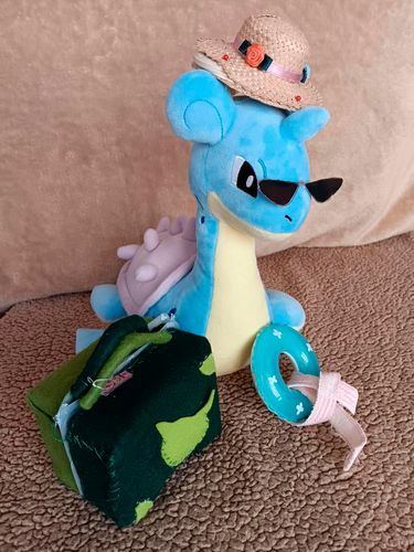 Lapras’s Summer Vaccination 👒🕶️🧳☀️