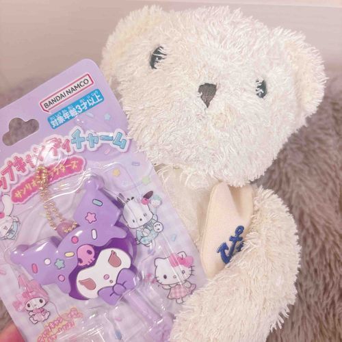 ぼくへのおみやげにアメちゃん買ってきてもらったよ！え？これたべられないの…？？？