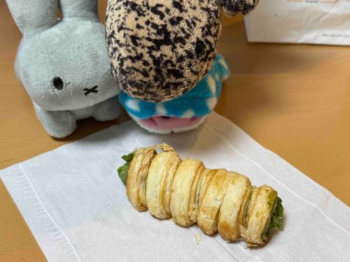 抹茶ウサ！
さめは抹茶のお菓子も好きサメ
京都を感じるマ…