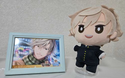 おっきい俺のブロマイドとツーショットや！