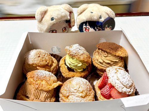 𝐆𝐨𝐥𝐝𝐞𝐧 𝐖𝐞𝐞𝐤……✨🎏




最近見つけた近所のケーキ屋さんでシュークリームを全種類買っちゃいました😄