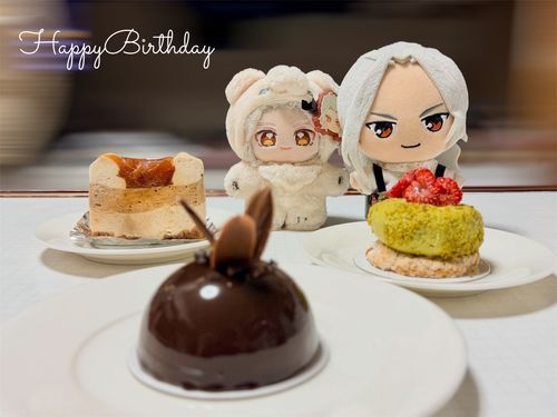 凪砂｢…素敵なケーキがいっぱいだね。今日は贅沢な誕生日になりそう…☺️｣
なぎさ｢🍫💕🎂｣