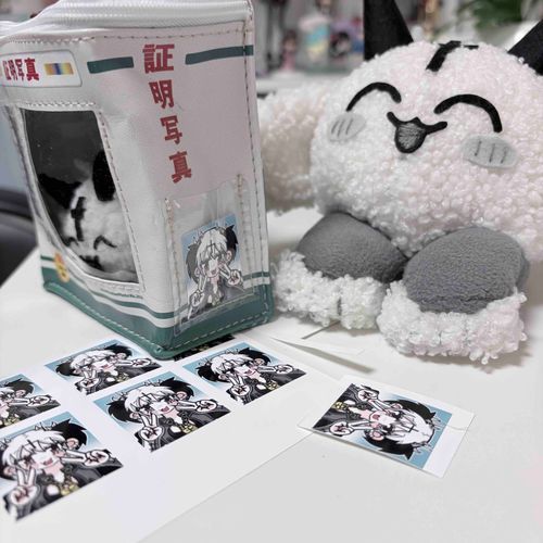 SNSでウ・ワ・サの証明写真ボックス
ぬい入れ偶然、ゲットできましたꈍ .̮ ꈍ♡
擬人化ンゴちゃのイラスト描いてセットしました⟡.·*.
みなさん、これ買いです。