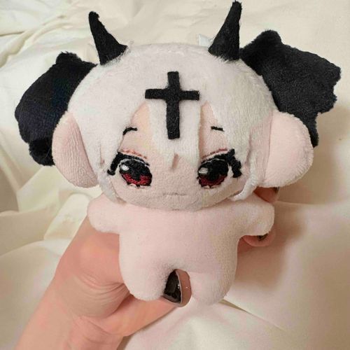 みてみて、、遂にンゴちゃん(ヒト化バージョン)ぬいをお迎え、、🖤
