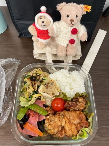 からあげ弁当だー🤩