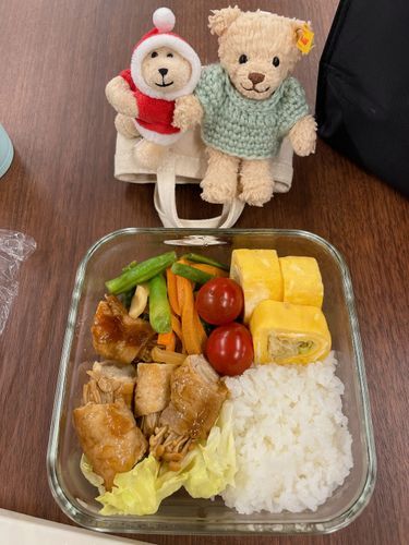 新しいガラスお弁当箱だよー🙌広くてちょっと浅い、これからよろしくね。