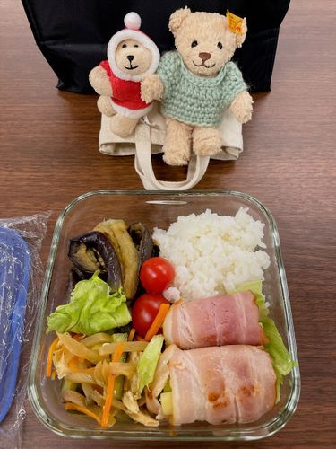 ベーコンが謎の匂いしたけど普通に食べたよ😁