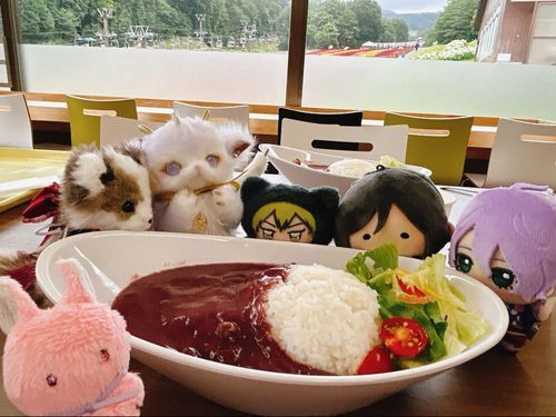 かれーも なかなか むらさき
よいによい ぜんいん しゅうごう