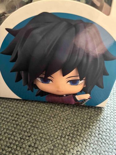 ねんどろいど？のおれらしい。
あるじがおもたい、とはなしかけていた。

