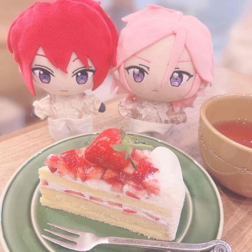 坊の おたんじょうびに いちごのケーキで おいわいしたんよ🍓