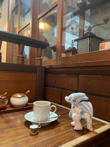 レトロ喫茶でコーヒーブレイク