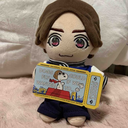 きのうスヌーピーのとこでおねえさんに｢おそろいのスヌーピーのぼうしかわいいですね‼️｣ってシールくれてん‼️