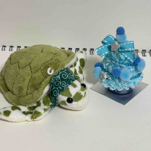 🎄🐢✨