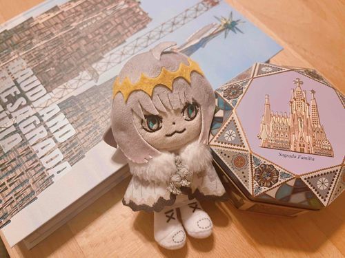 素敵な展示を観に行きました。オベぬいさんを忘れて出かけてしまったので、心なしか不機嫌そうです
