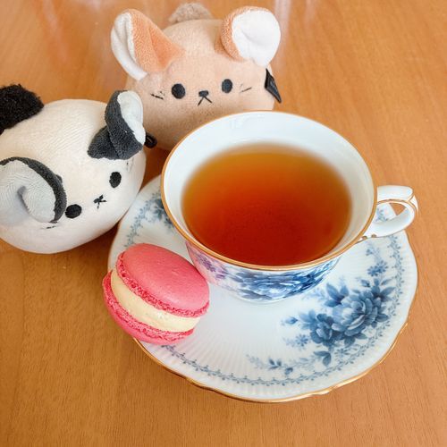 「昨日は朝ティータイムをしたの。いい天気で美味しかったわ」
『まかろんたびゆ！』