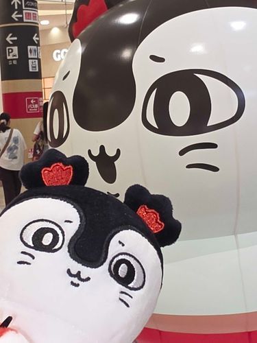 大きなセイレーンばかり見てるの～ッ！？やめてッ！もっとぼくを見て～ッッ！