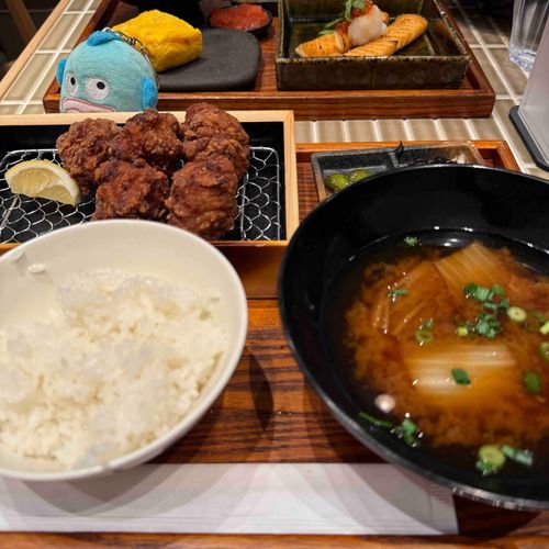 唐揚げにレモンかけるタイミング来たら言ってね。