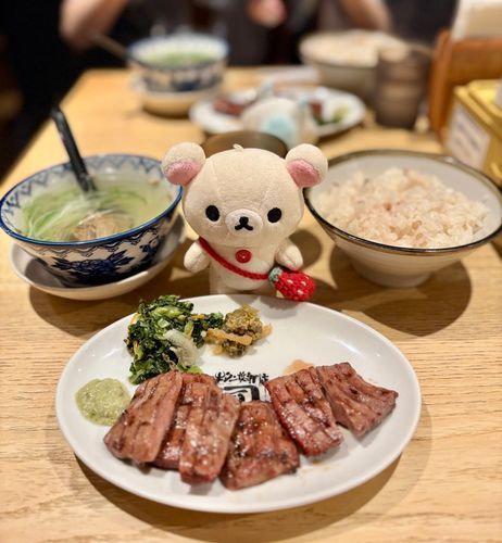 牛タン🐮🎶🌟司

仙台といえば、やね。
ホンマに美味しかったノ💘