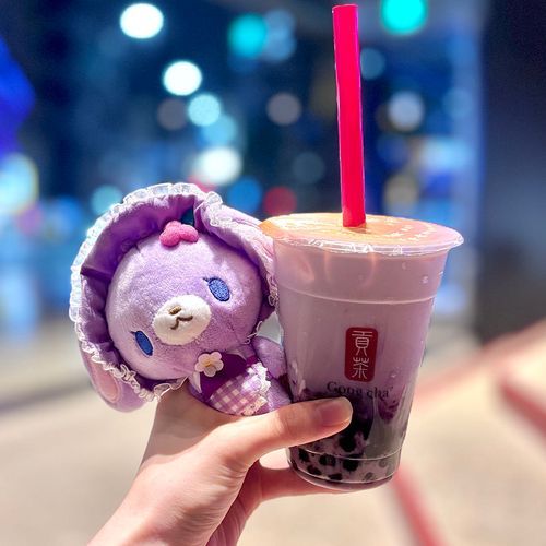 ゴンチャの巨峰ミルクティー🍇🫖ロイヤルですわ〜ｯ✨