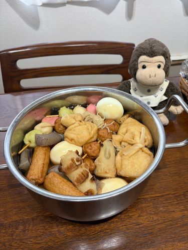 おでん🍢でんでん。
ハリちゃんは、足に汚れがついてたので洗ってもらったから、ベランダにいるよ☀️