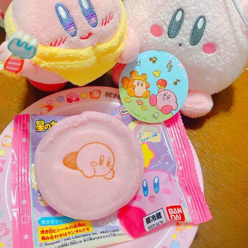 カービィちゃんのお菓子！！
甘くて美味しかった〜、もうすぐお誕生日だよ〜
