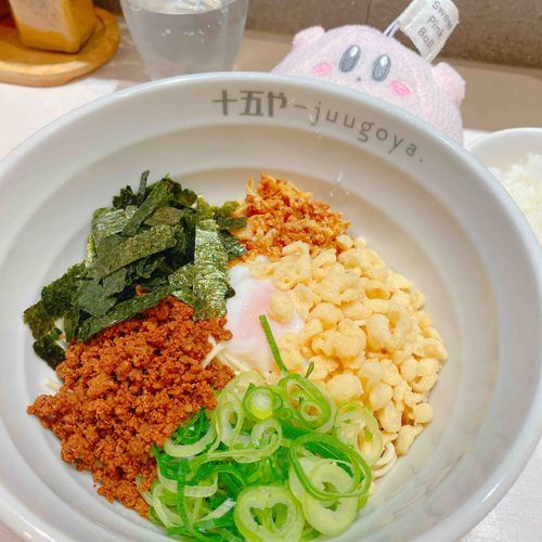 まぜそばぽよ〜😋
ご飯と一緒に食べたら美味しかったぽよ〜
