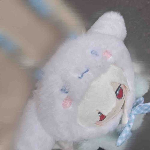 ૮ .  ̫ .｡ ა