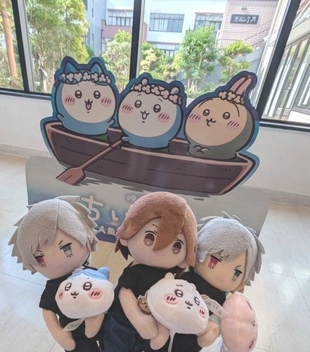 今年の夏はちいかわ…ってやつがアツいらしい。
映画は可愛いだけじゃねぇ、考えさせられる内容だった