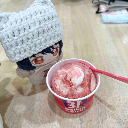 いちごいっぱいのあいす〜🍓🍨