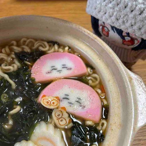 かわいいかまぼこがのってるらーめん🍜