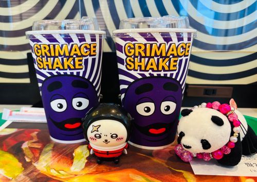 マックにきたよ〜
ハッピーセットとシェイクにしたよ🥰