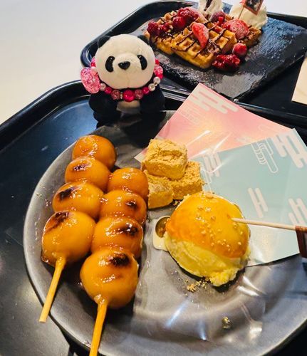 みたらしだんご と わらびもち🙌