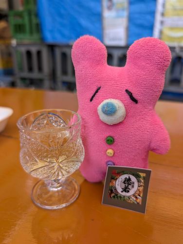うーん♪
ここの日本酒は後味がしっかりしてて美味しい
(グッスリン)