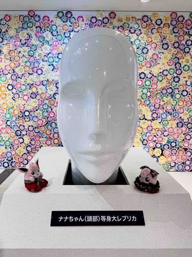 「名鉄名古屋店の展示を観てきたよ。デパートしまっちゃうんだって」「ナナちゃんさん身長の割に小顔プリ！」