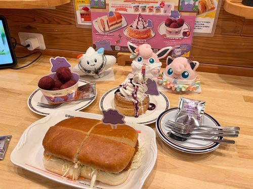 「コメダさん！ライブの時に行ったんだ！パン大きい！」「まだメニュー残ってる所探し歩いたプリ！」