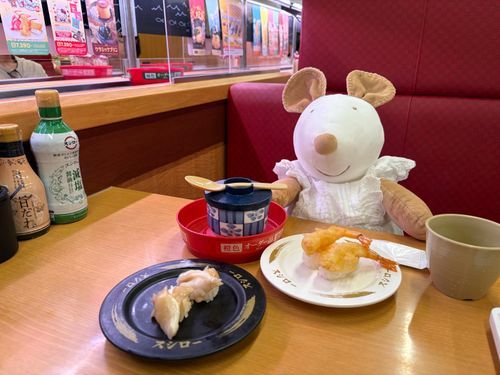ねずたんおすしたべたよ〜🍣🍣