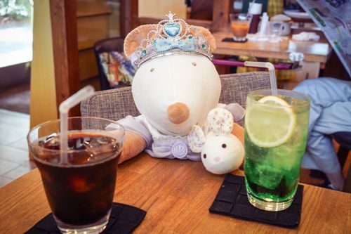 メロンソーダおいしい.･゜