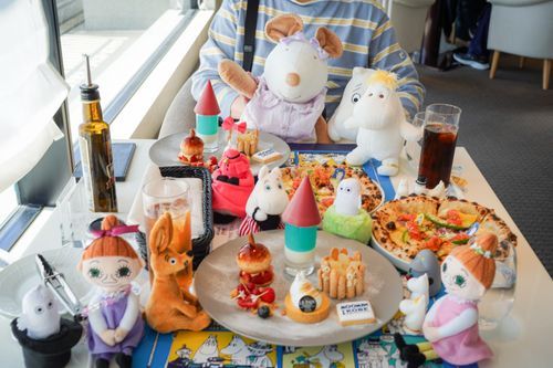 ねずたん今日はレストランカフェテラス アミ神戸でやっているムーミンコラボのランチプレートを食べてきたよ〜(՞˶･֊･˶՞)🤍