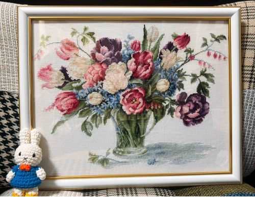 チューリップの刺繍完成。
母の日のプレゼント。間に合わなかったけど。。😅