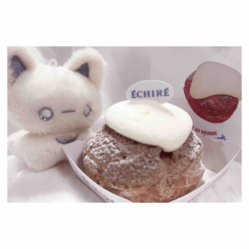 ❤︎ 1 ❤︎
おいしいシュークリーム、しあわせ❤︎