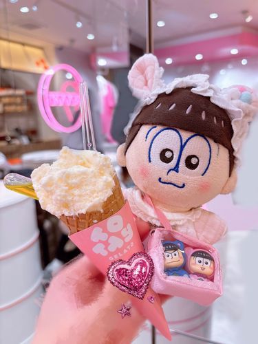 なんと‼️お店の名前がトッティ🎀
ソルト＆オリーブオイルのミルクジェラート🍦