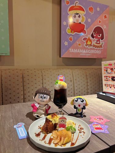 ケロロ軍曹のコラボカフェ🍎
タママちゃんにはシンパシーを感じるですぅ
来月にはおそ松さんとケロロ軍曹の公式コラボグッズも出るよ🔰💖