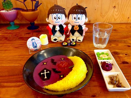 ハロウィンカレー⚰️🌹🦇