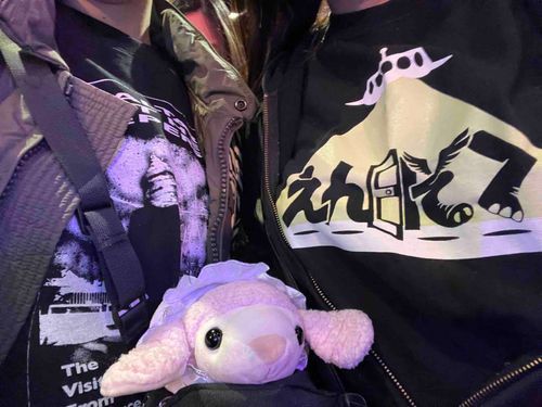 お誕生日なので白い頭巾をプレゼントしてもらったメゥ！