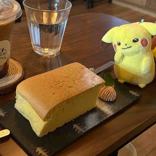 ｺﾚﾅﾆ…おおきくてコワイ:( > <。):