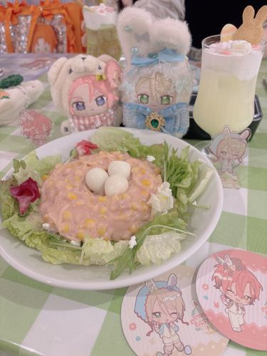 あいらとこはくとお友達とでアニカフェに行ってきたよ〜💓
あいら達のグループとっても人気で全部売り切れだったからまた行こうね🫶💕