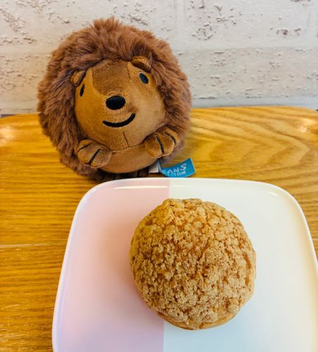 おやつのシュークリームです