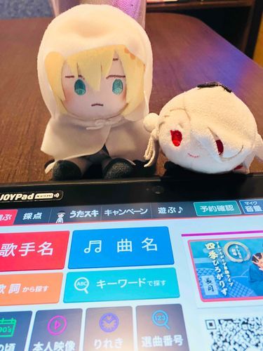 「からおけか…。うつしになにをきたいしているんだか」「たくさんうたいましょうね〜！」